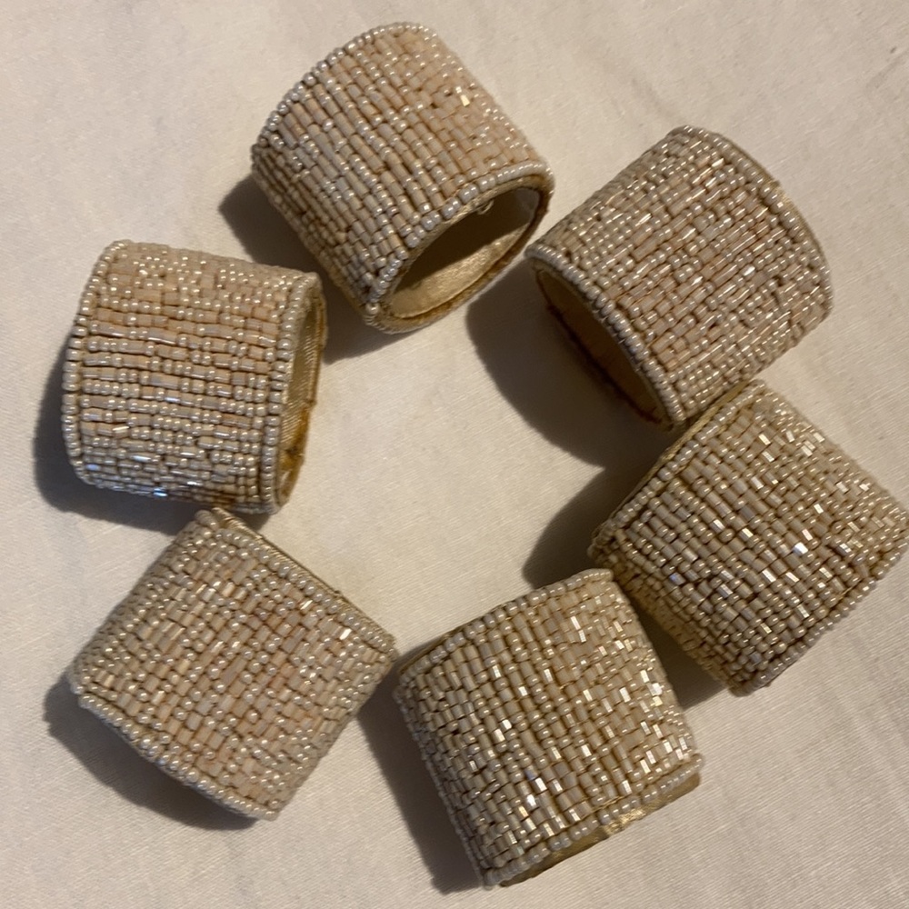Beaded napkin rings (6)ivory cream classic